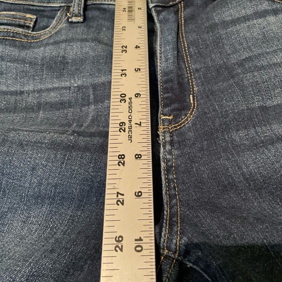 Judy Blue Jeans Womens 9 / 29 Boyfriend Fit Los Angeles Distressed Ripped Denim - Picture 9 of 13